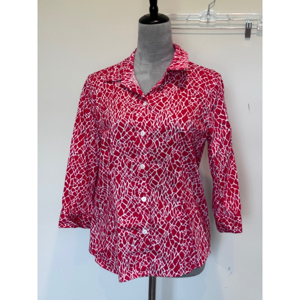 Chico's Red White Abstract Geometric Button Down Shirt 3/4 Sleeve Size 1 M